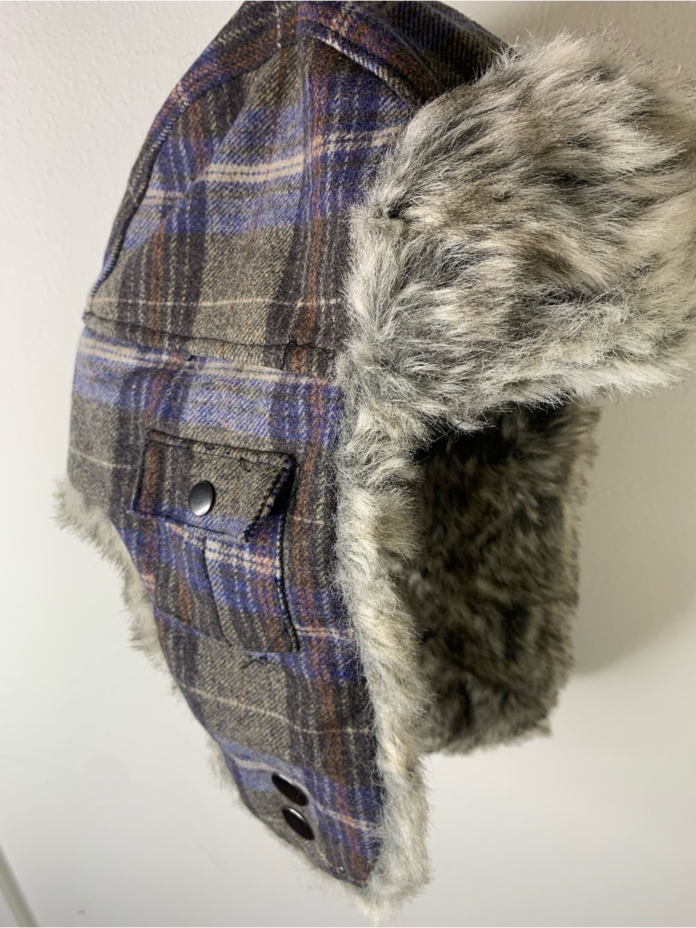 Stetson hat aviator trapper bomber sz medium gray and Blue Plaid Faux Fur
